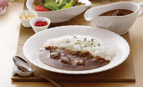 「神戸ビーフのカレー」200g×8食（SE-113）